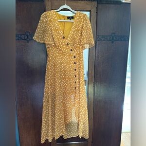Lulu’s high low dress Yellow M